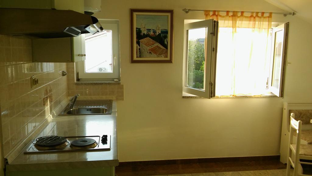 Apartment Lopar