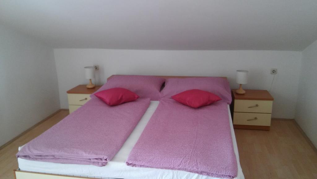 Apartment Lopar
