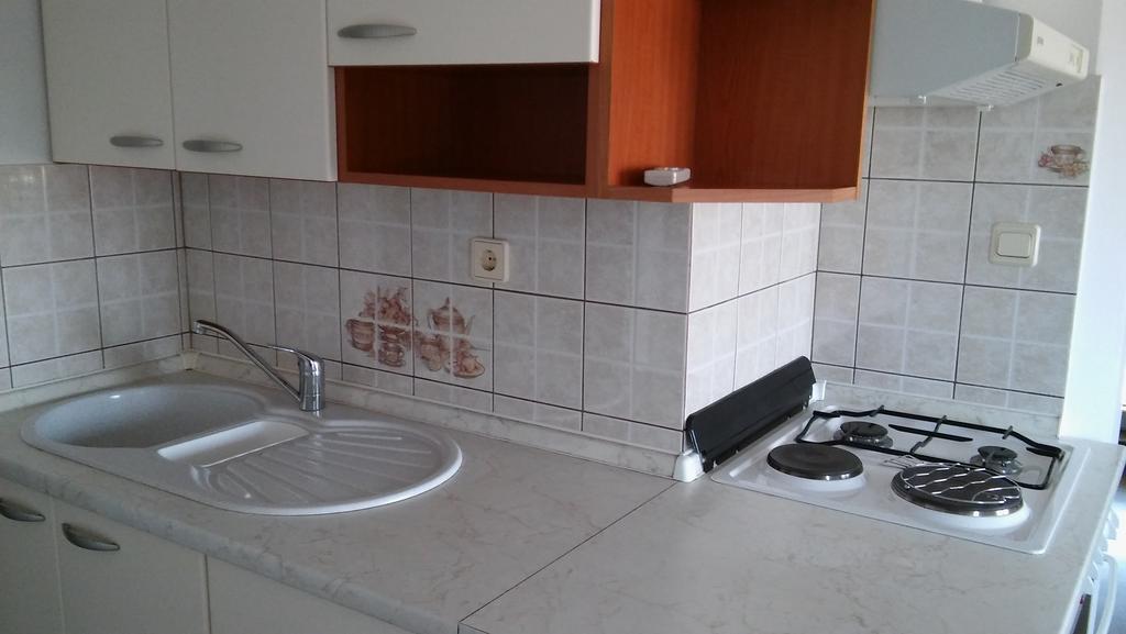 Apartment Lopar